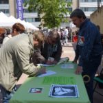 Iniciativa per Molins de Rei ha recollit signatures a esdeveniments com la Mostra d'entitats sociosanitàries // IxMdR
