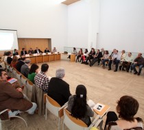 El pacte per la indústria va ser signat per representants dels ajuntaments, sindicats i patronal // Consell Comarcal del Baix Llobregat